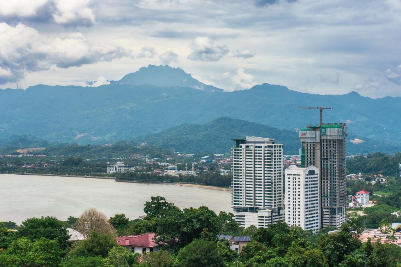 Full Seaview 2r1b For 6pax In Apartment *